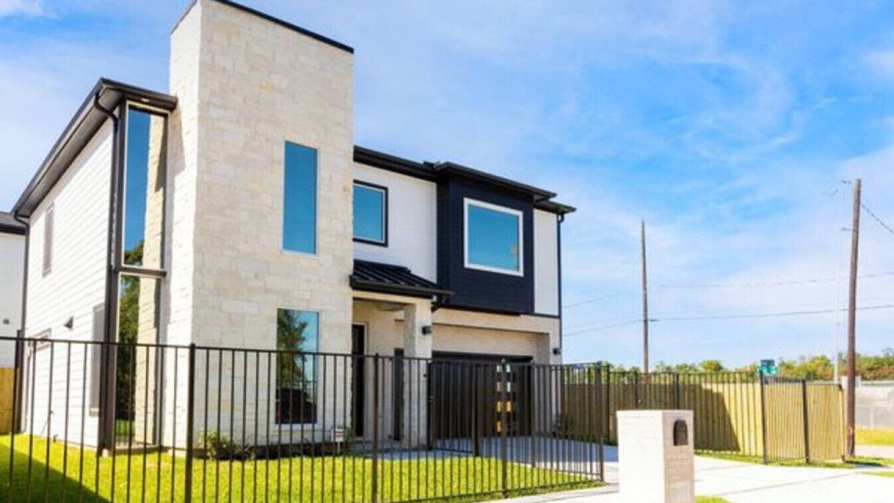 Photo of Outdoor in Northside