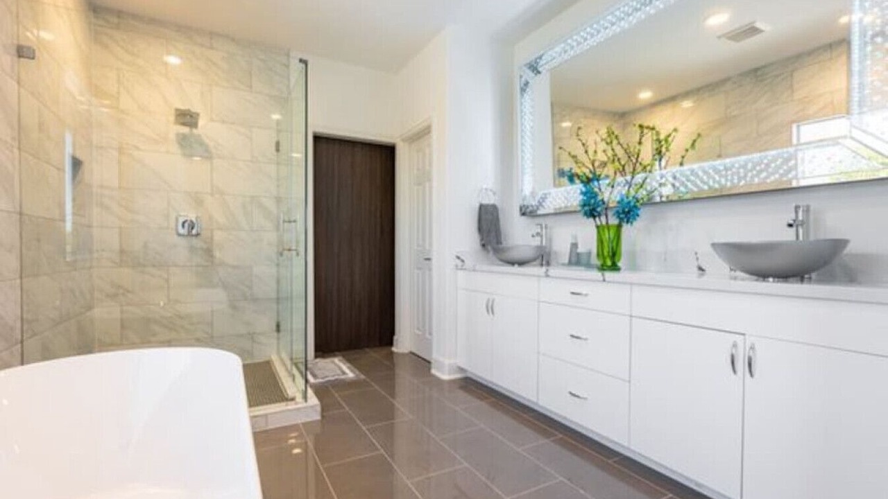 Photo of Bathroom in Northside