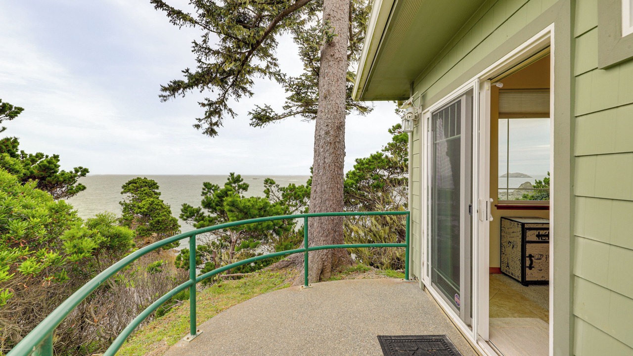 Photo of Others in Crescent City