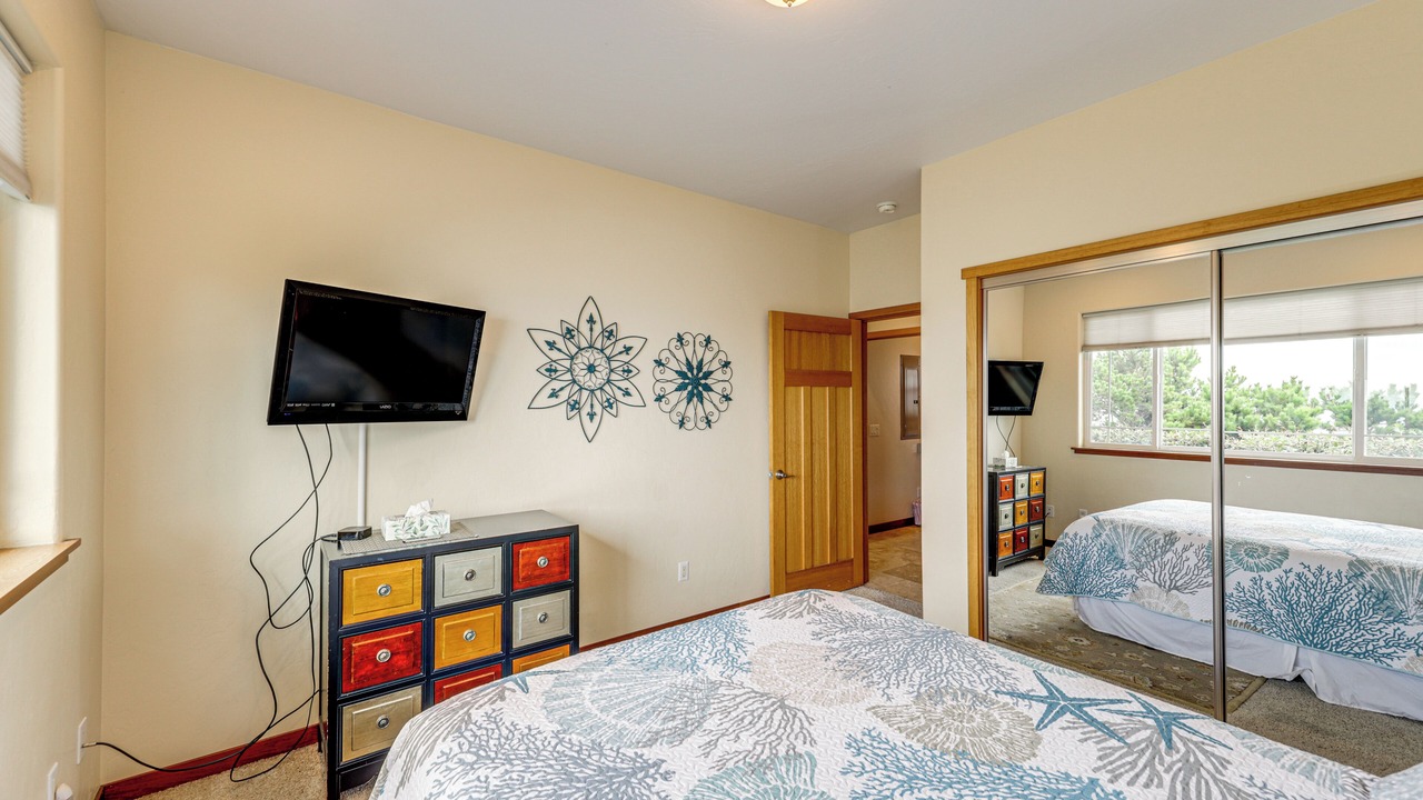 Photo of Bedroom in Crescent City