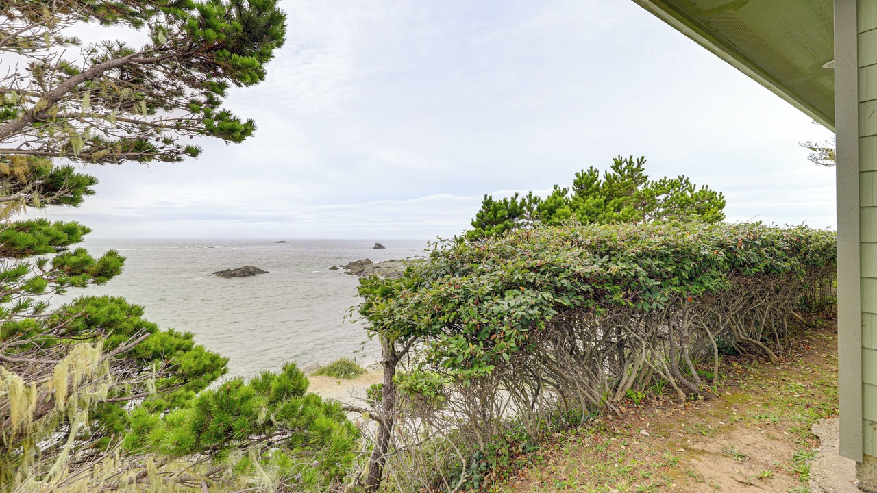 Photo of Others in Crescent City