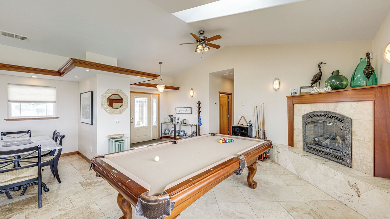 Photo of Bedroom in Crescent City