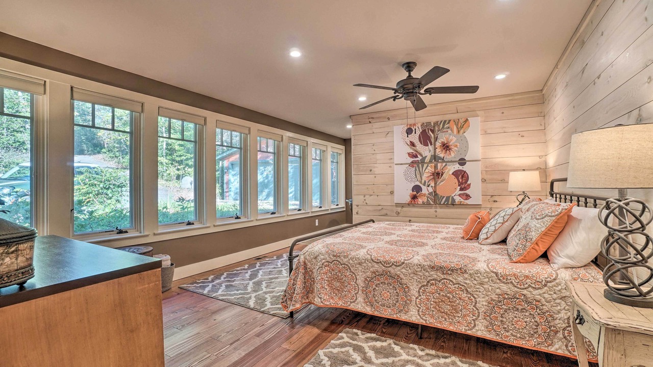 Photo of Others in Lakemont