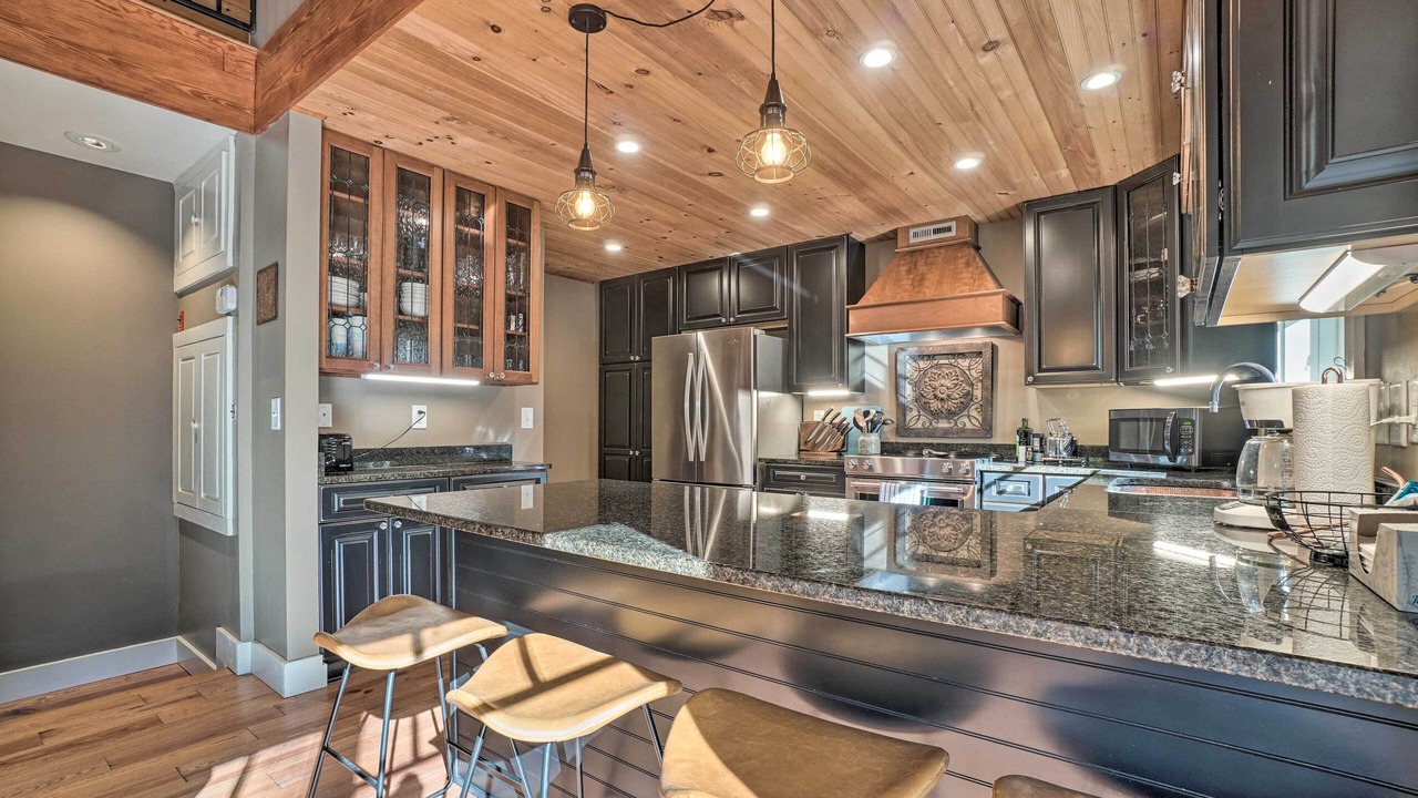 Photo of Others in Lakemont