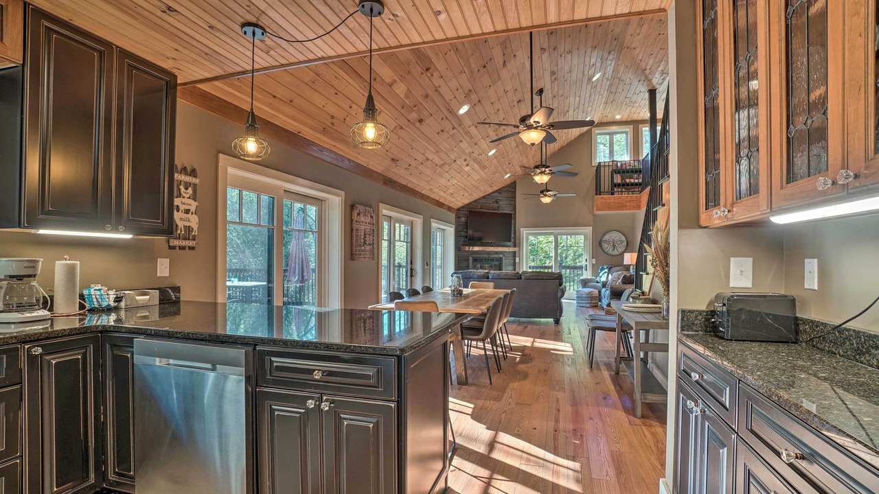 Photo of Others in Lakemont