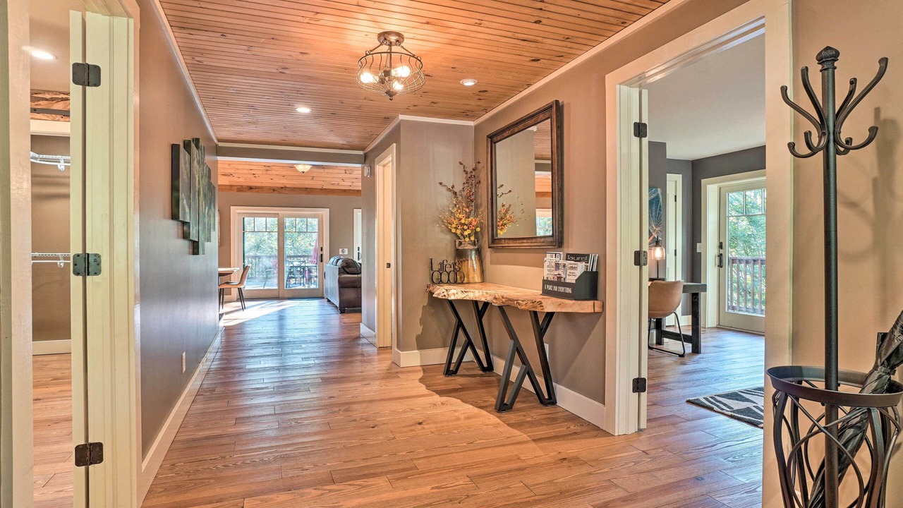 Photo of Others in Lakemont