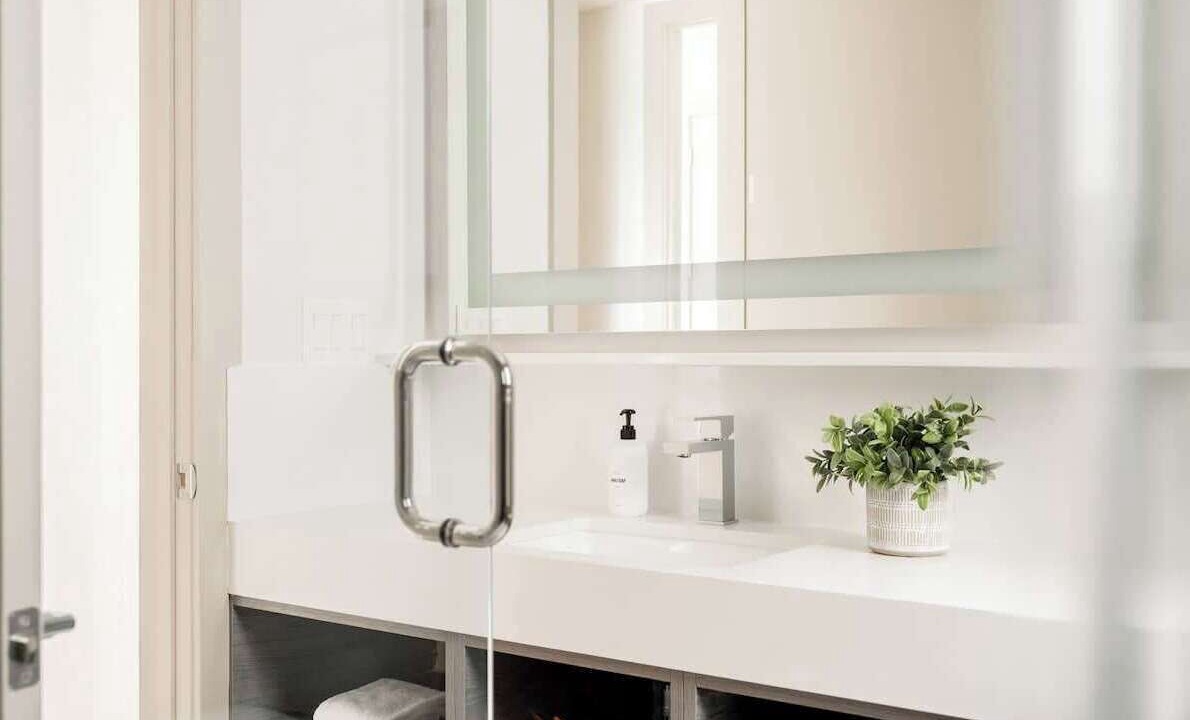 Photo of Bathroom in Jefferson Park