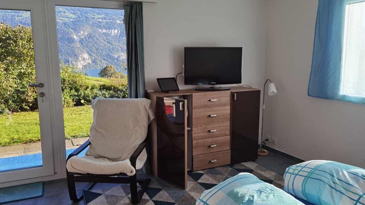Photo of Bedroom in Krattigen