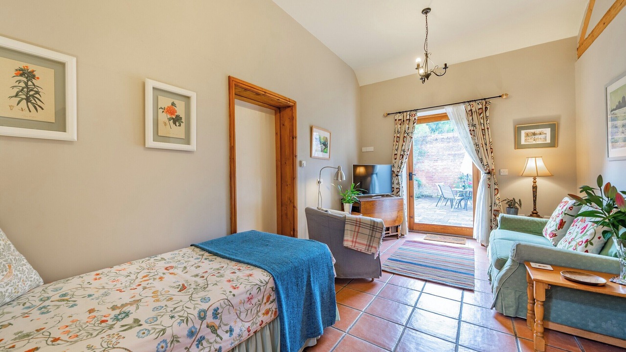 Photo of Others in Ellesmere