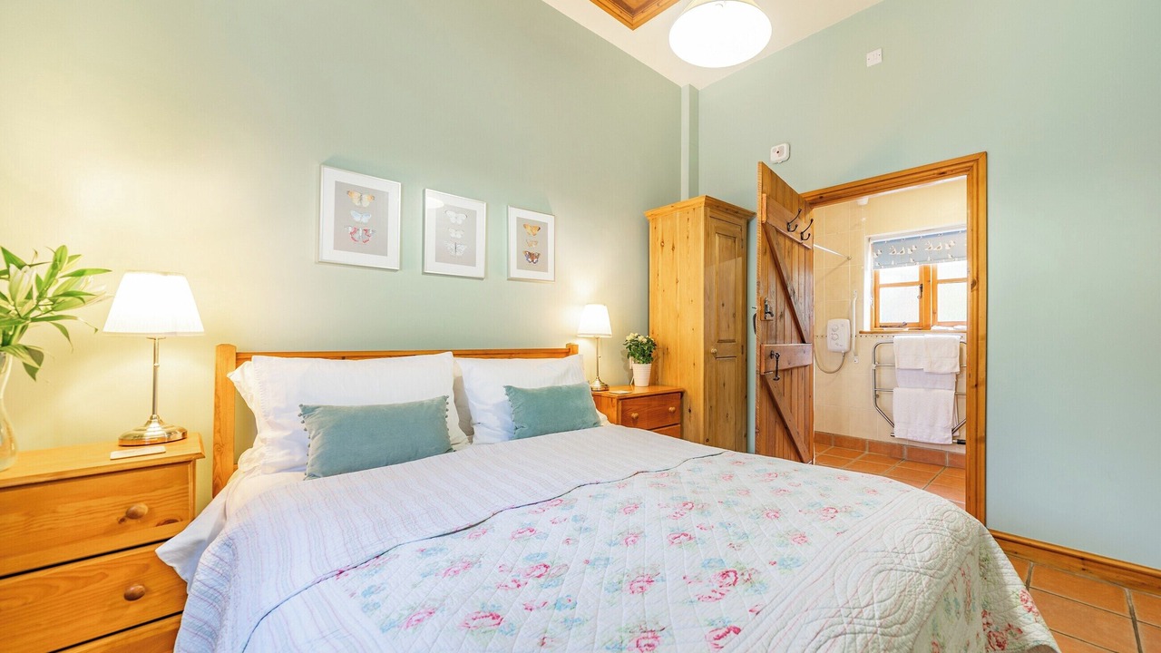 Photo of Others in Ellesmere