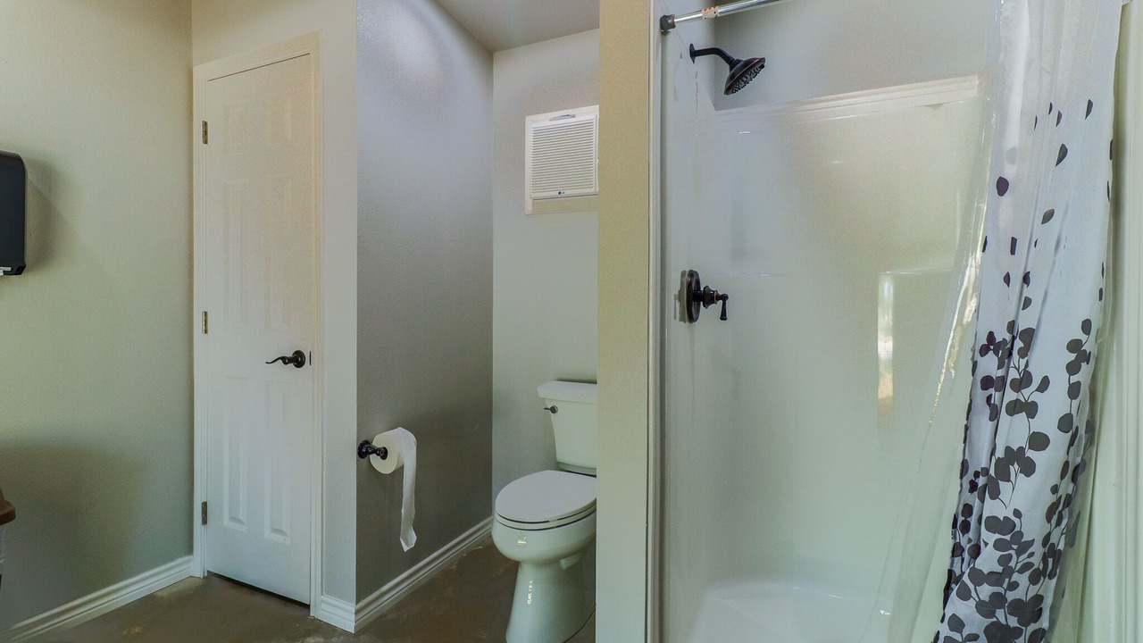 Photo of Bathroom in Denison