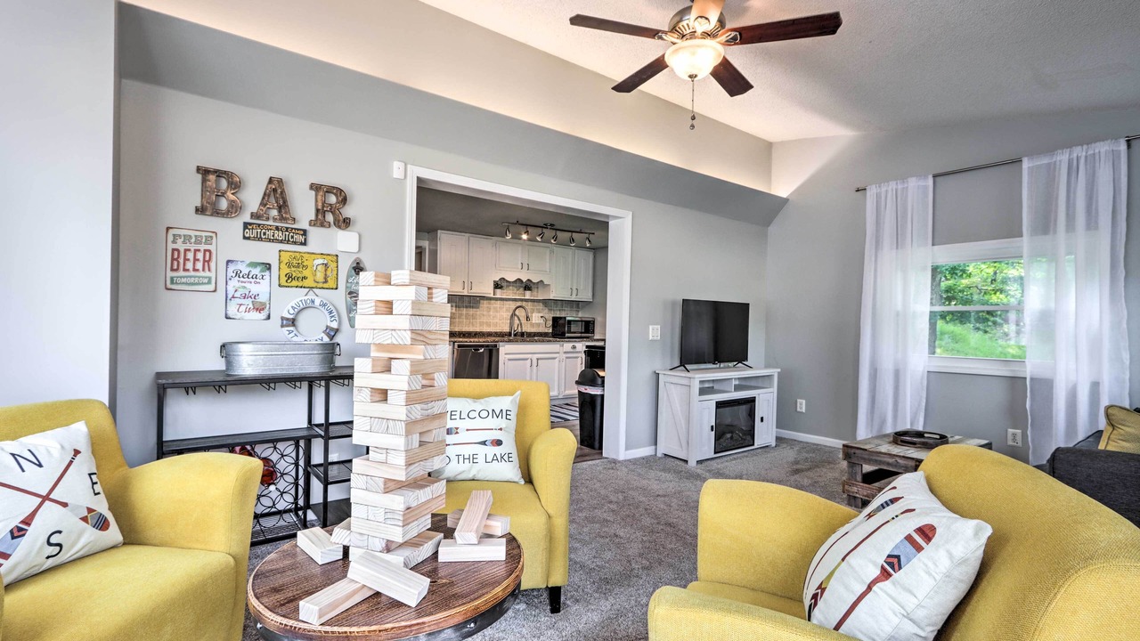 Photo of Livingroom in Osage Beach