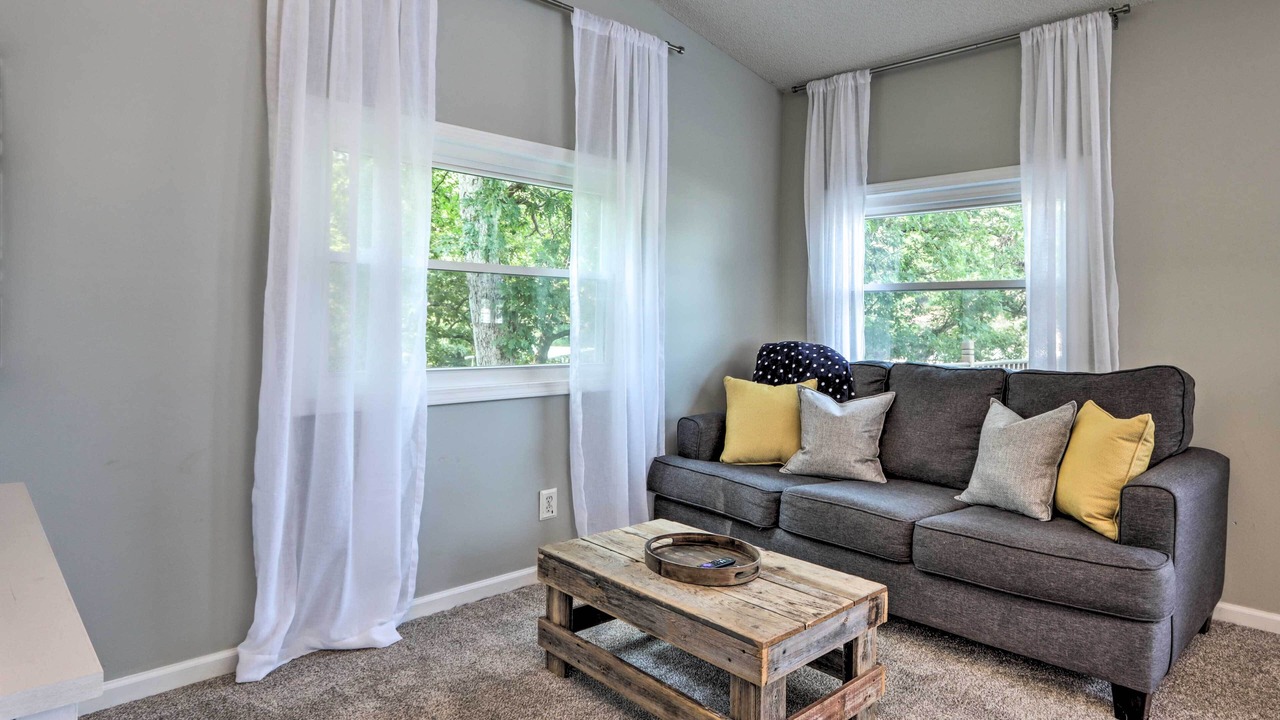 Photo of Livingroom in Osage Beach