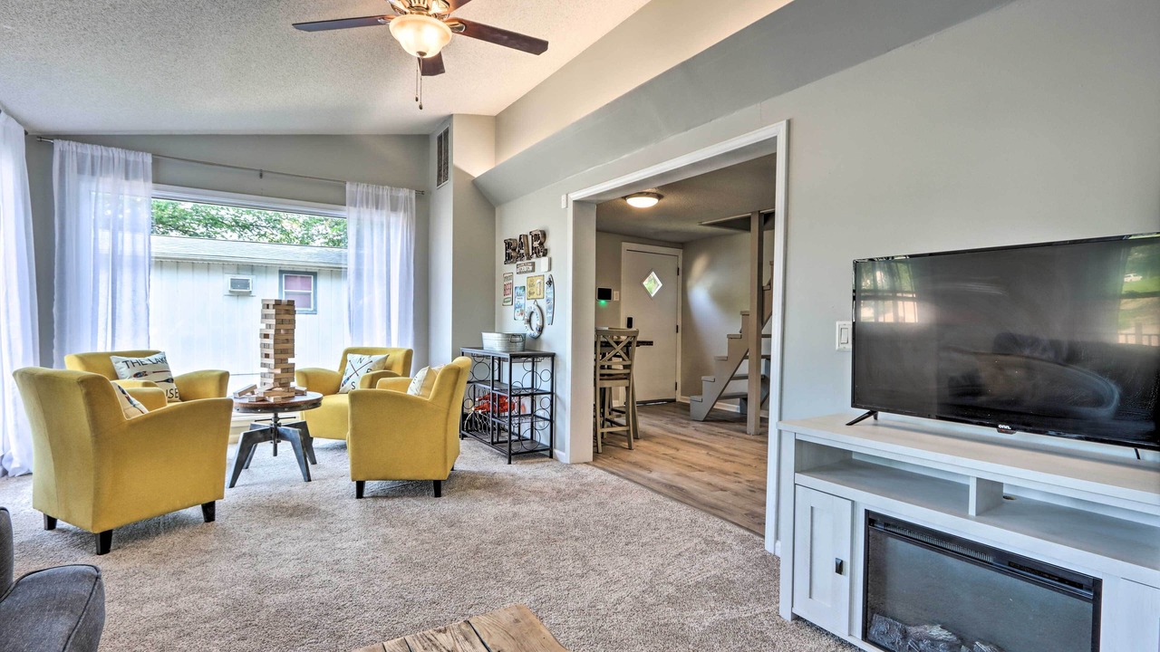 Photo of Livingroom in Osage Beach