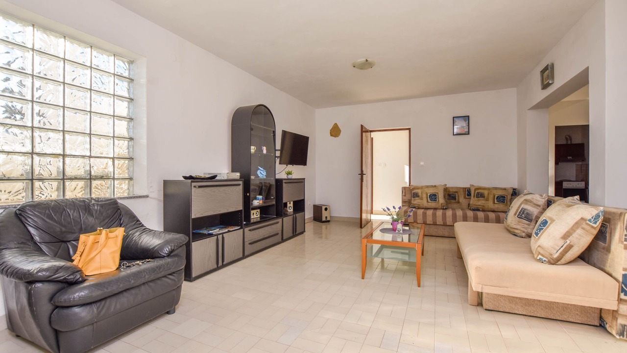 Photo of Livingroom in Banj