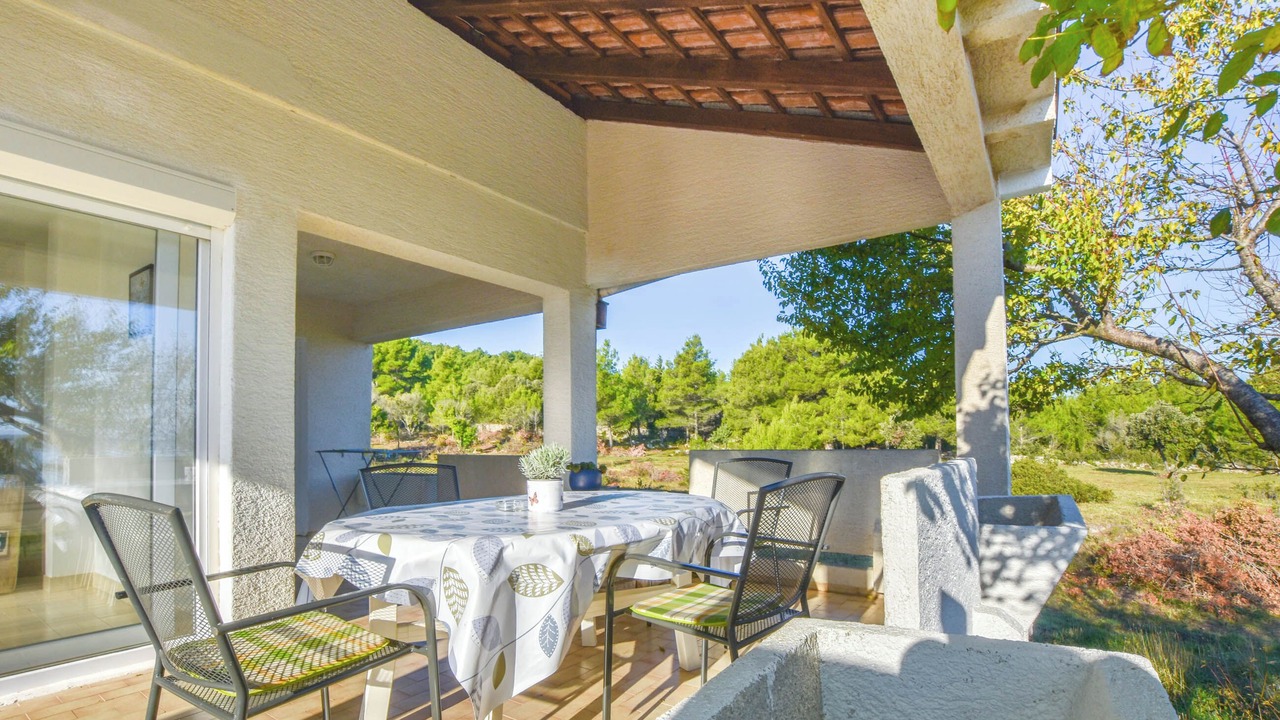 Photo of Outdoor in Banj