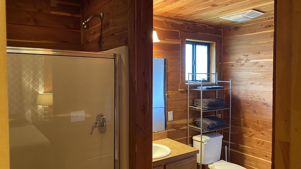 Photo of Bathroom in Prairie Lea