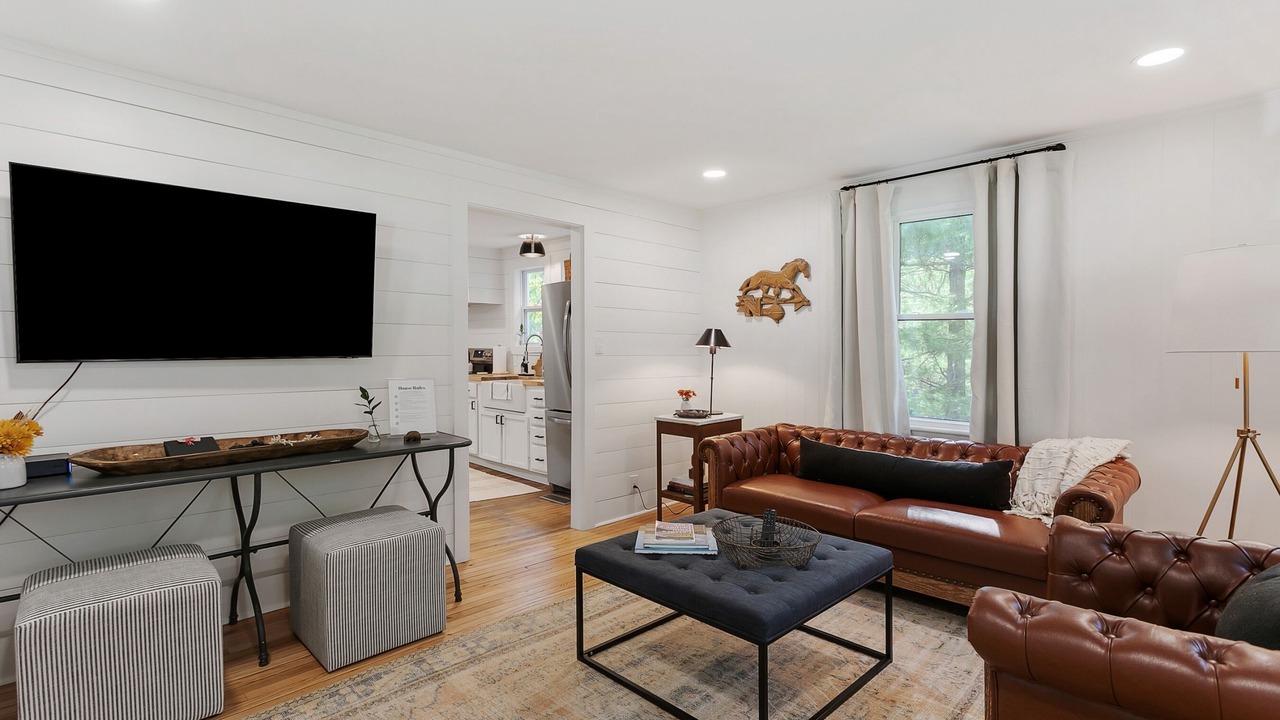 Photo of Livingroom in Leipers Fork