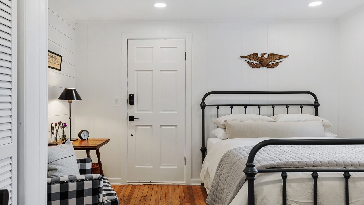 Photo of Bedroom in Leipers Fork