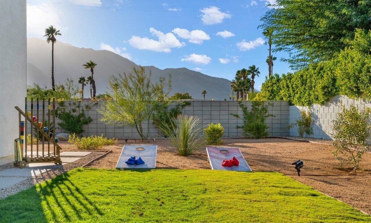 Photo of Outdoor in Desert Park Estates