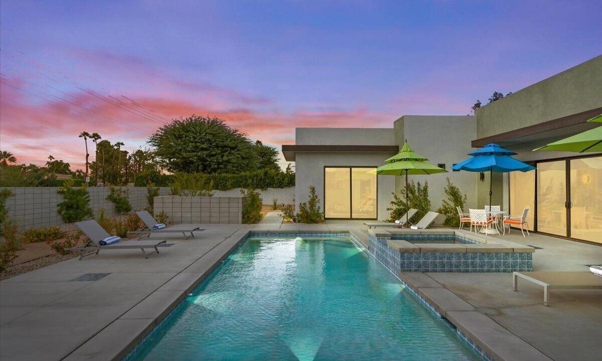 Photo of Outdoor in Desert Park Estates