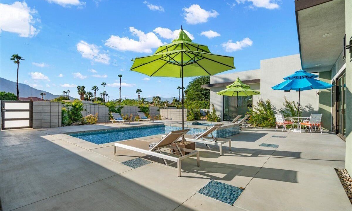 Photo of Outdoor in Desert Park Estates