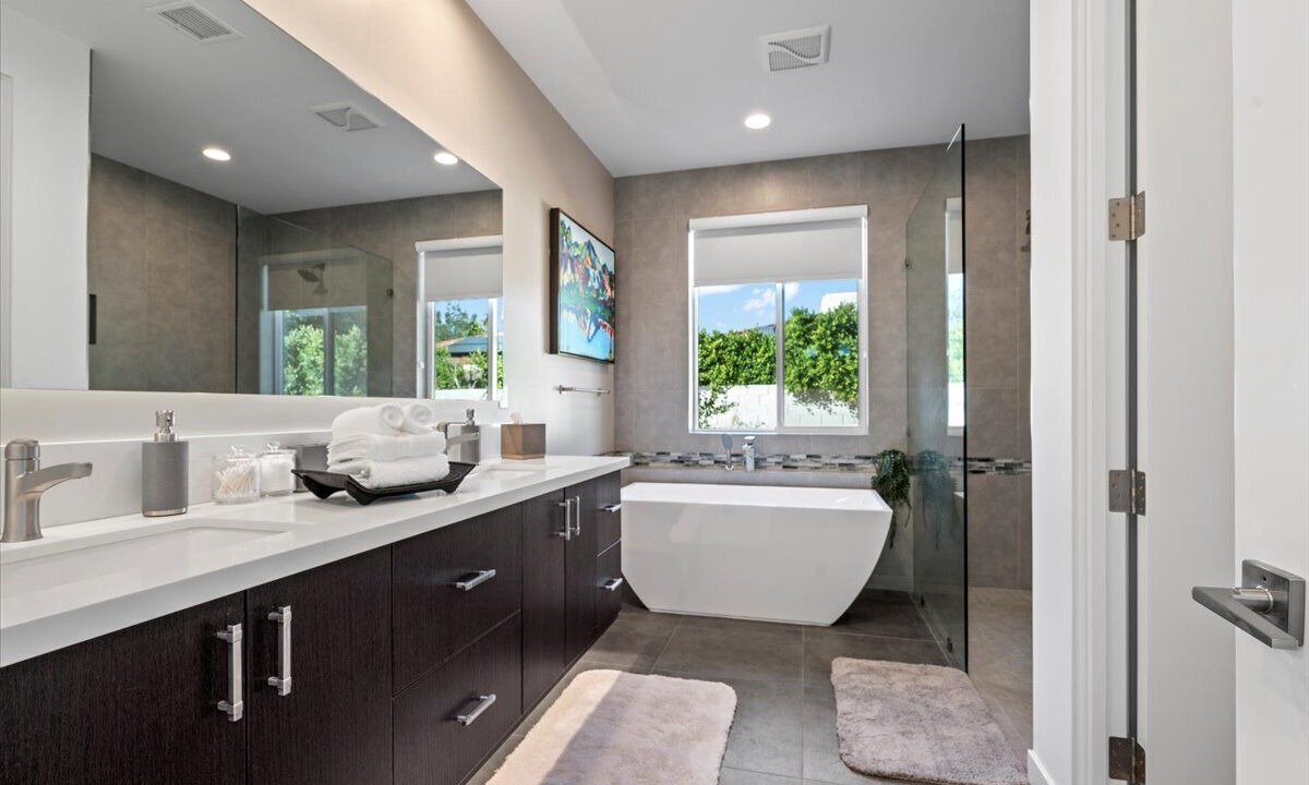 Photo of Bathroom in Desert Park Estates
