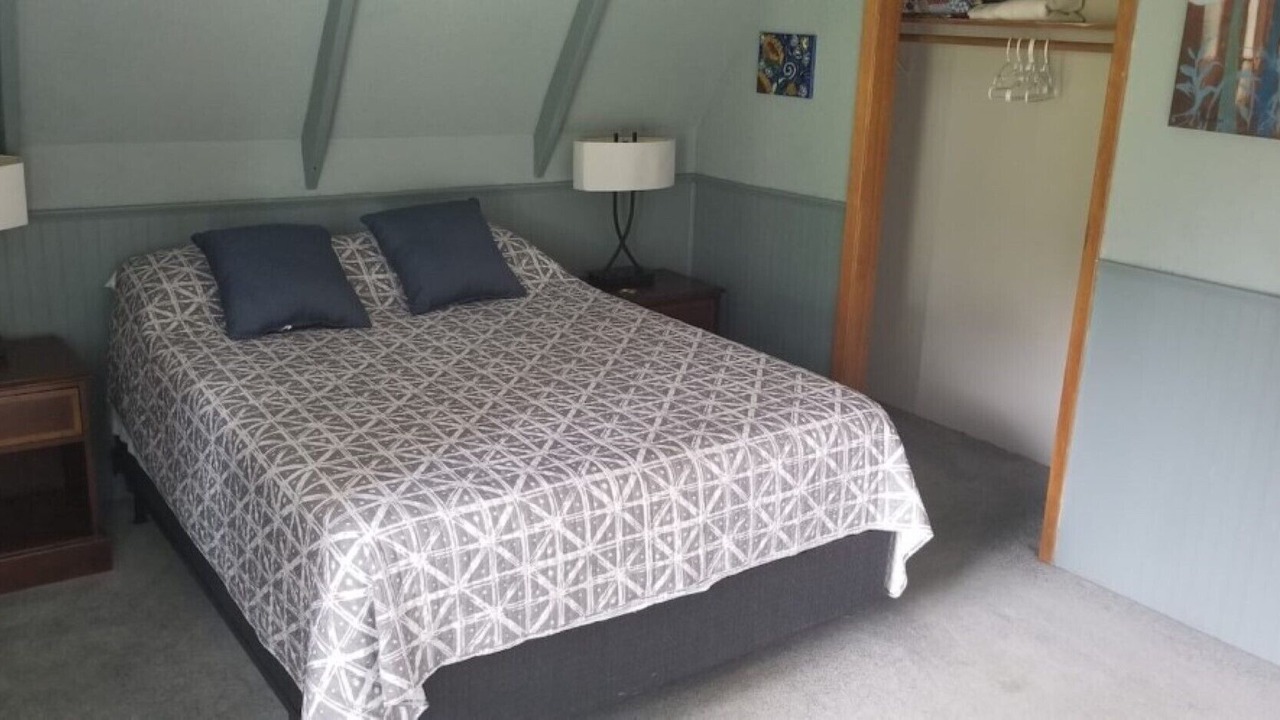 Photo of Bedroom in Hamblen County