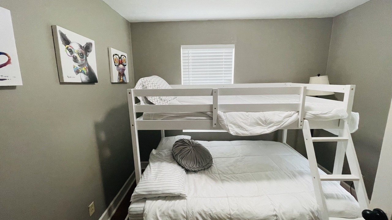 Photo of Bedroom in Salina