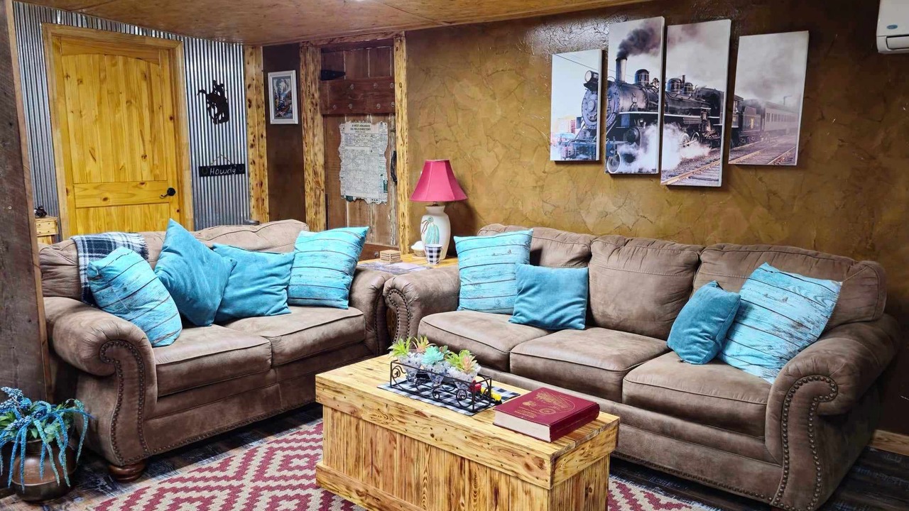 Photo of Livingroom in Panola