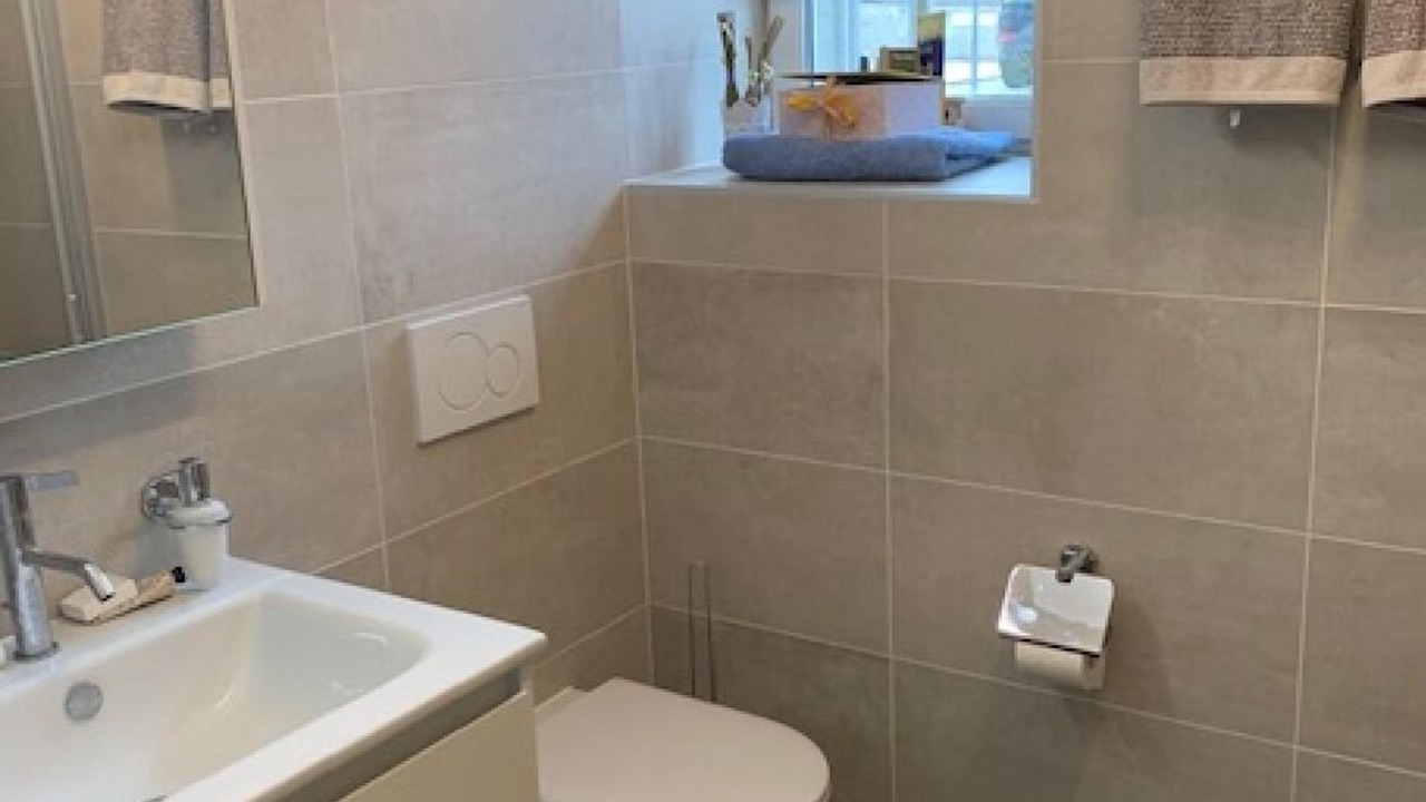 Photo of Bathroom in Gilly