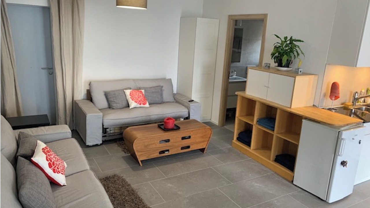 Photo of Others in Gilly