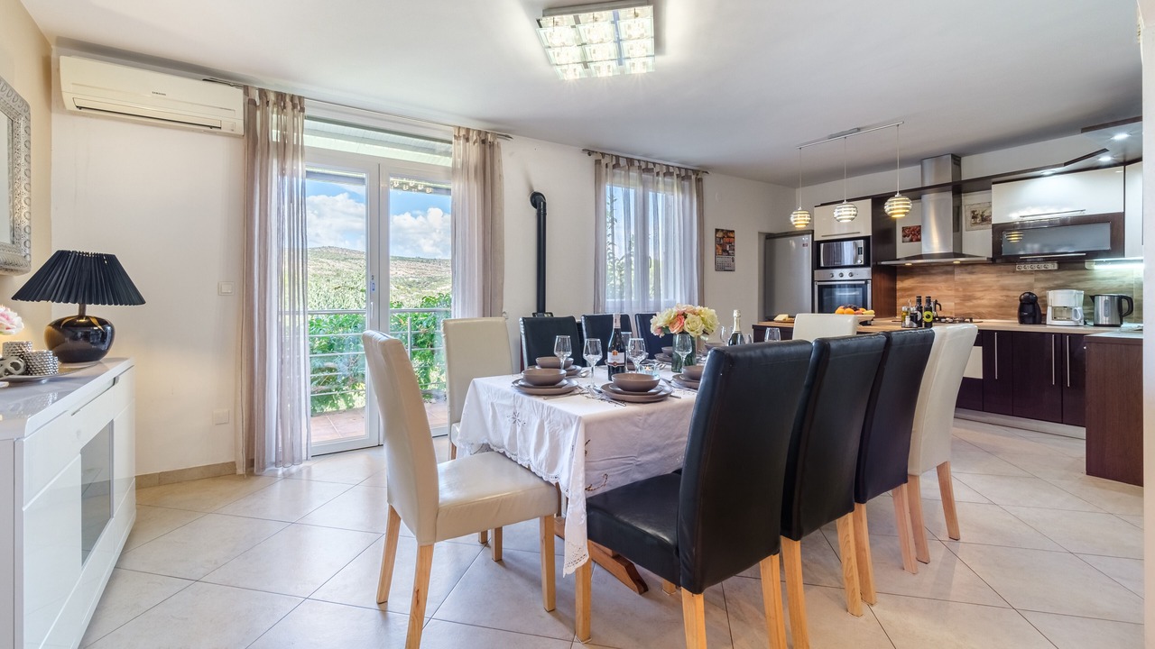 Photo of Kitchen in Milna (Brac)
