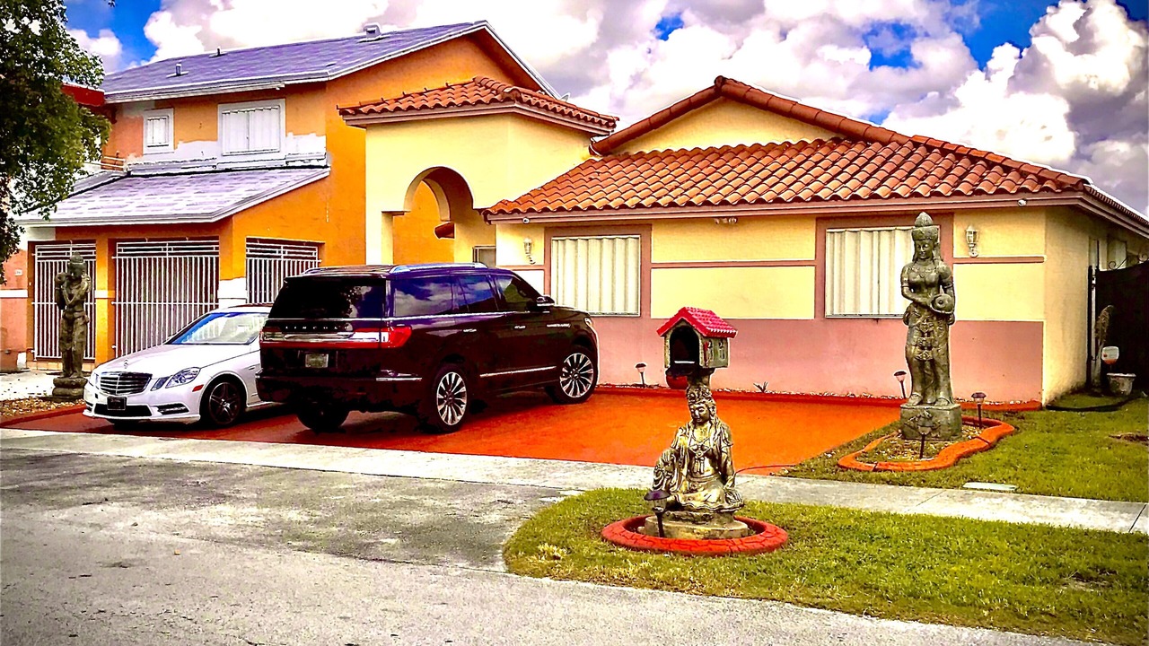 Photo of Others in Hialeah Gardens