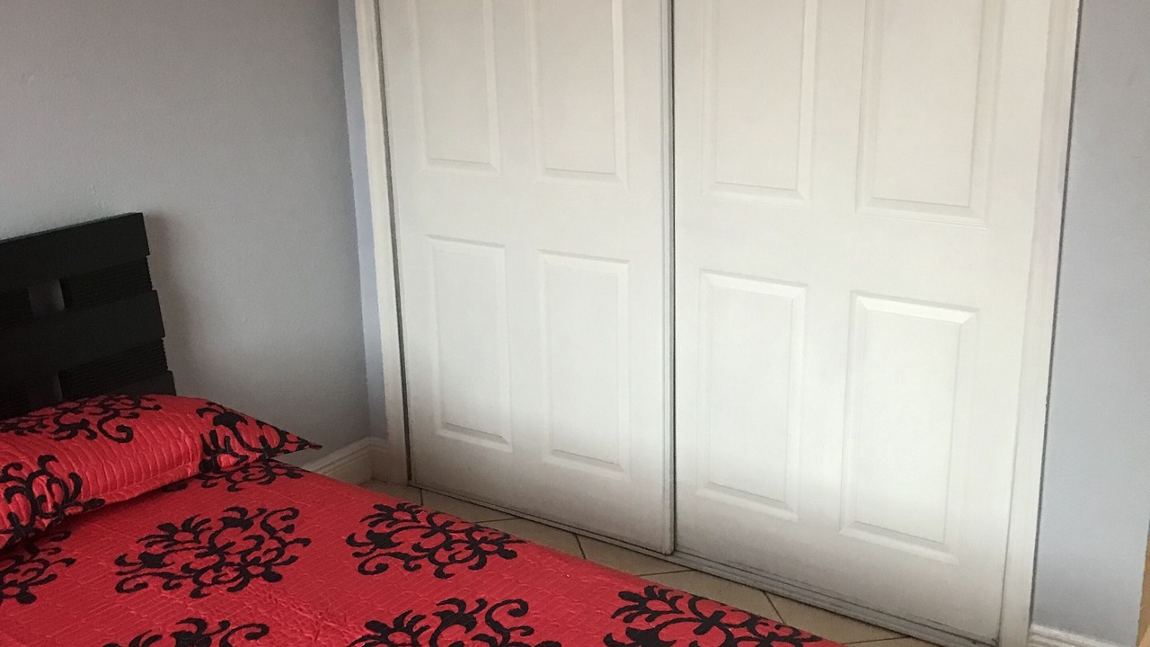 Photo of Bedroom in Hialeah Gardens