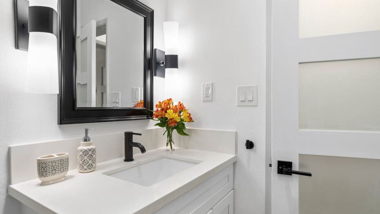 Photo of Bathroom in Alamitos Beach