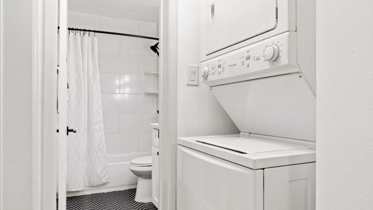 Photo of Bathroom in Alamitos Beach
