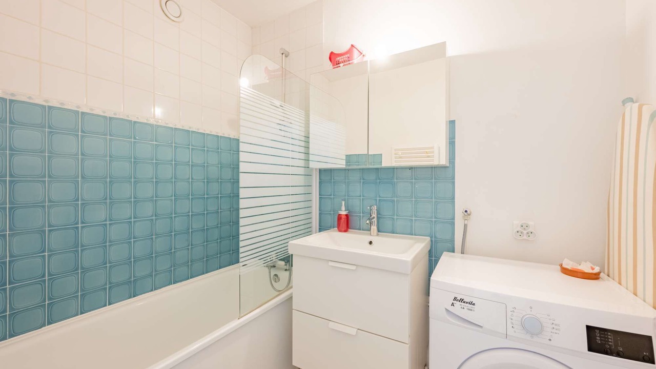 Photo of Bathroom in Saint-Cyr-l'Ecole