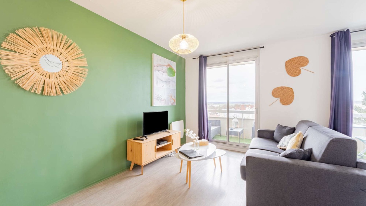 Photo of Livingroom in Saint-Cyr-l'Ecole