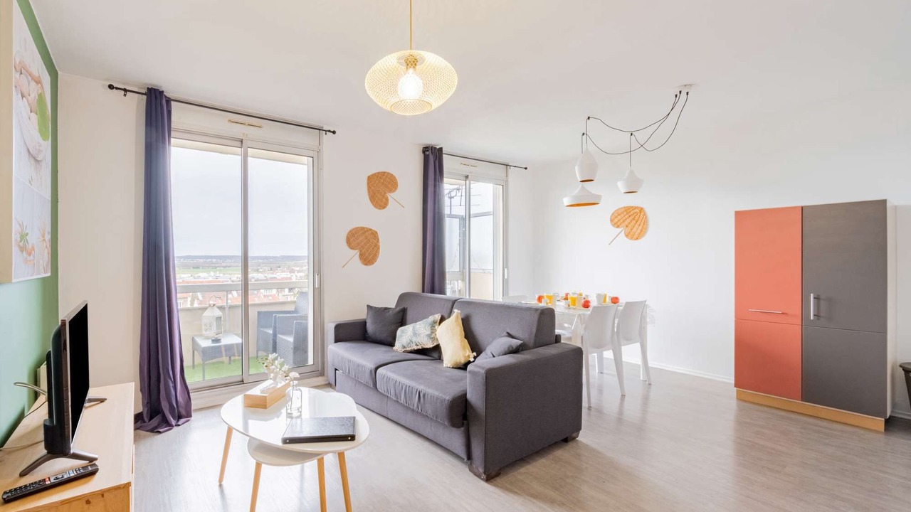 Photo of Livingroom in Saint-Cyr-l'Ecole