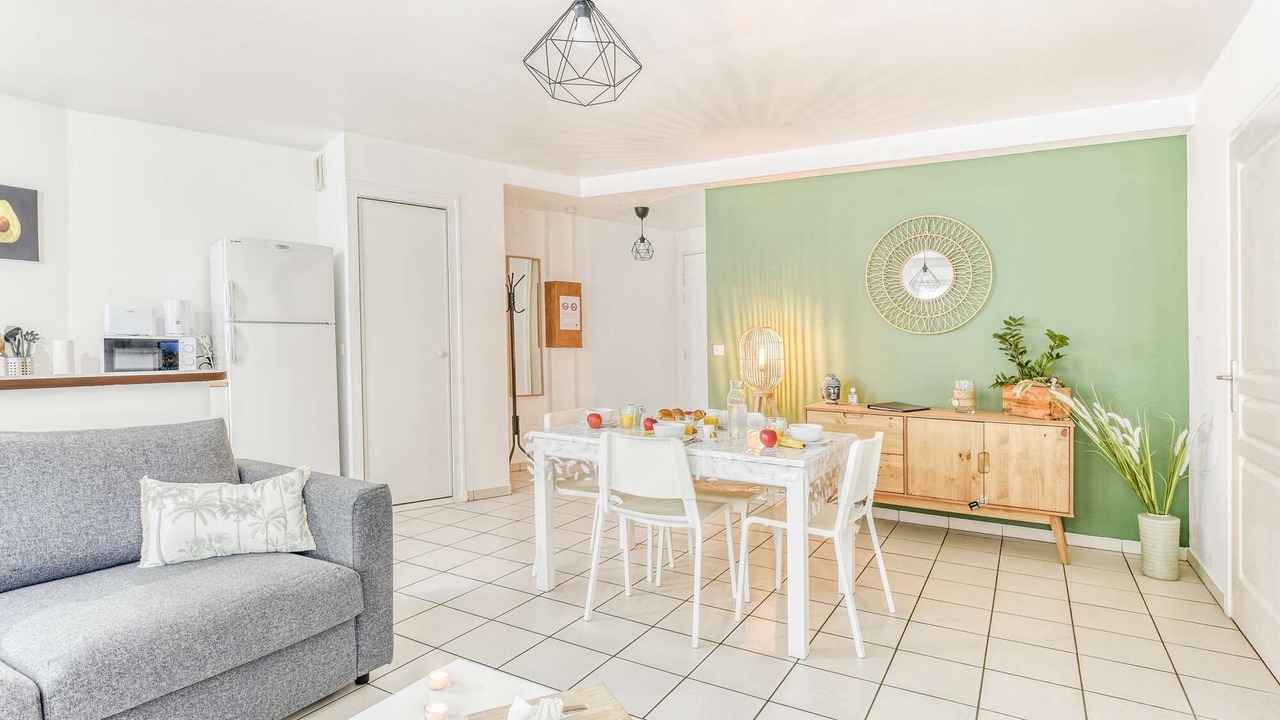 Photo of Bedroom in Saint-Cyr-l'Ecole