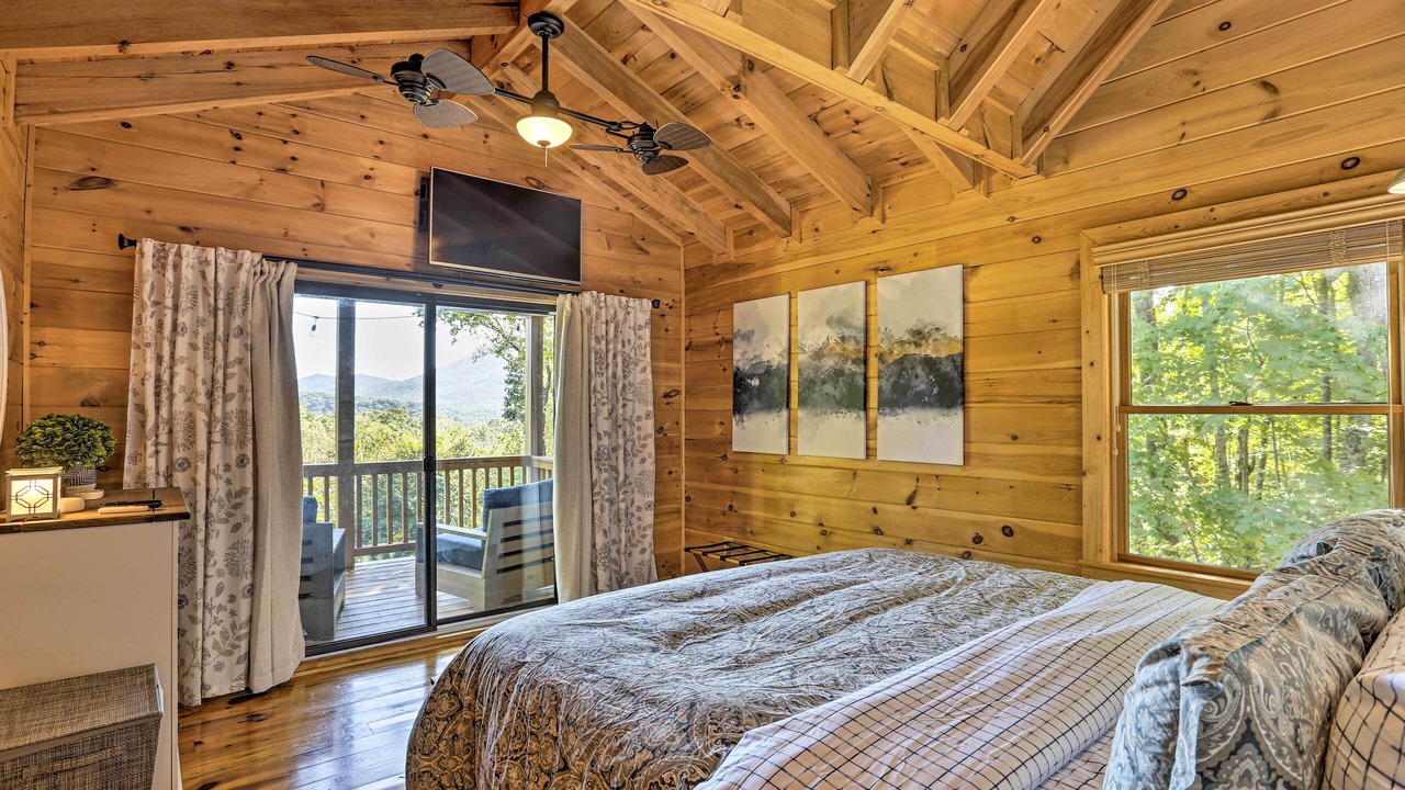 Photo of Patio Balcony in Hidden Lake