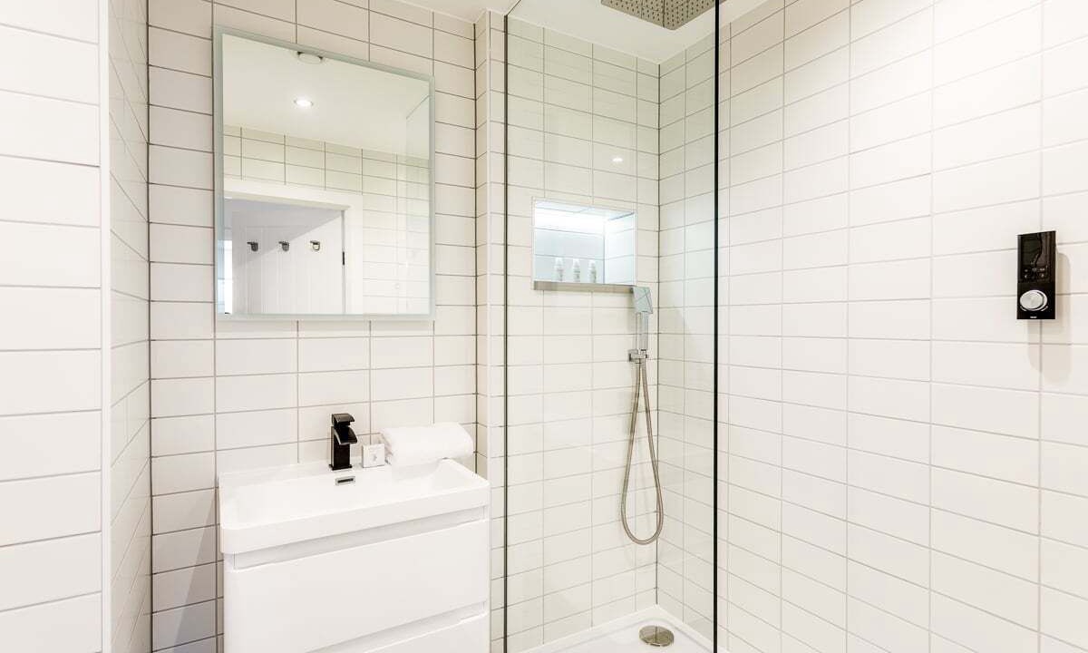 Photo of Bathroom in Elephant and Castle