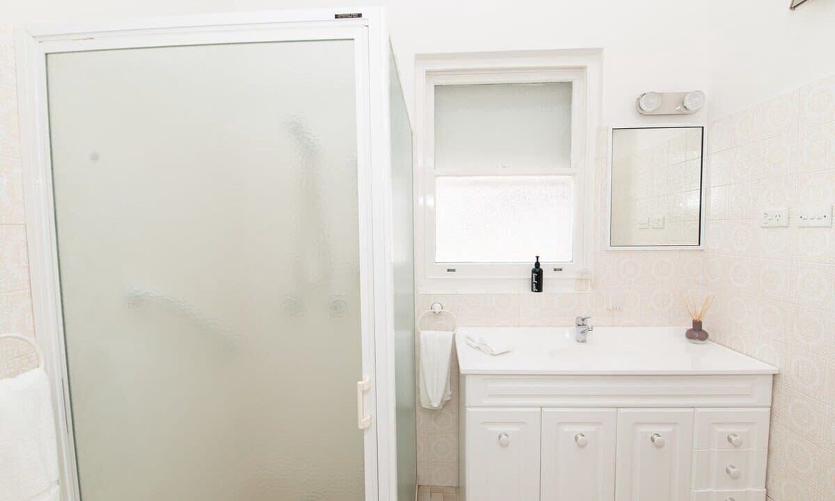 Photo of Bathroom in Bletchington