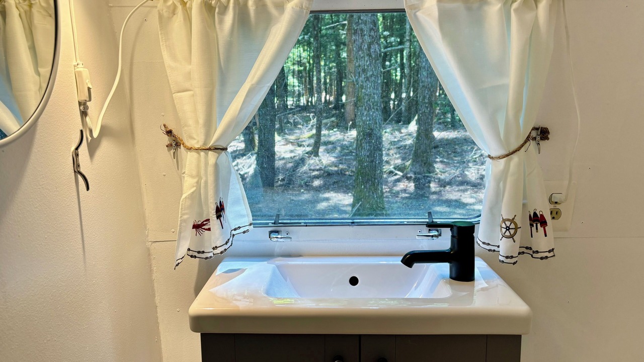 Photo of Bathroom in Mariaville