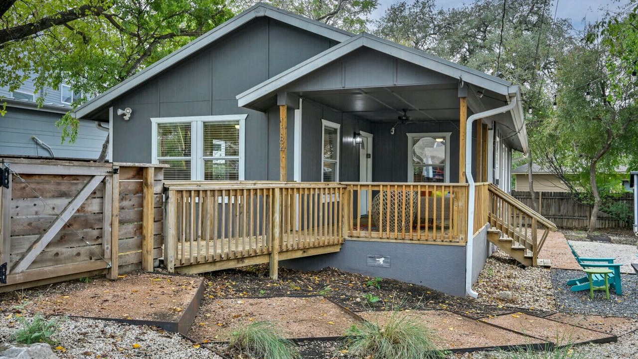 Photo of Outdoor in Rosewood