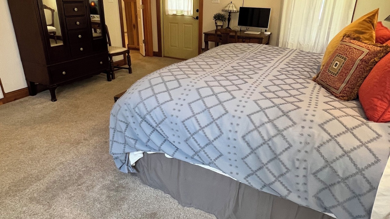 Photo of Bedroom in Navasota