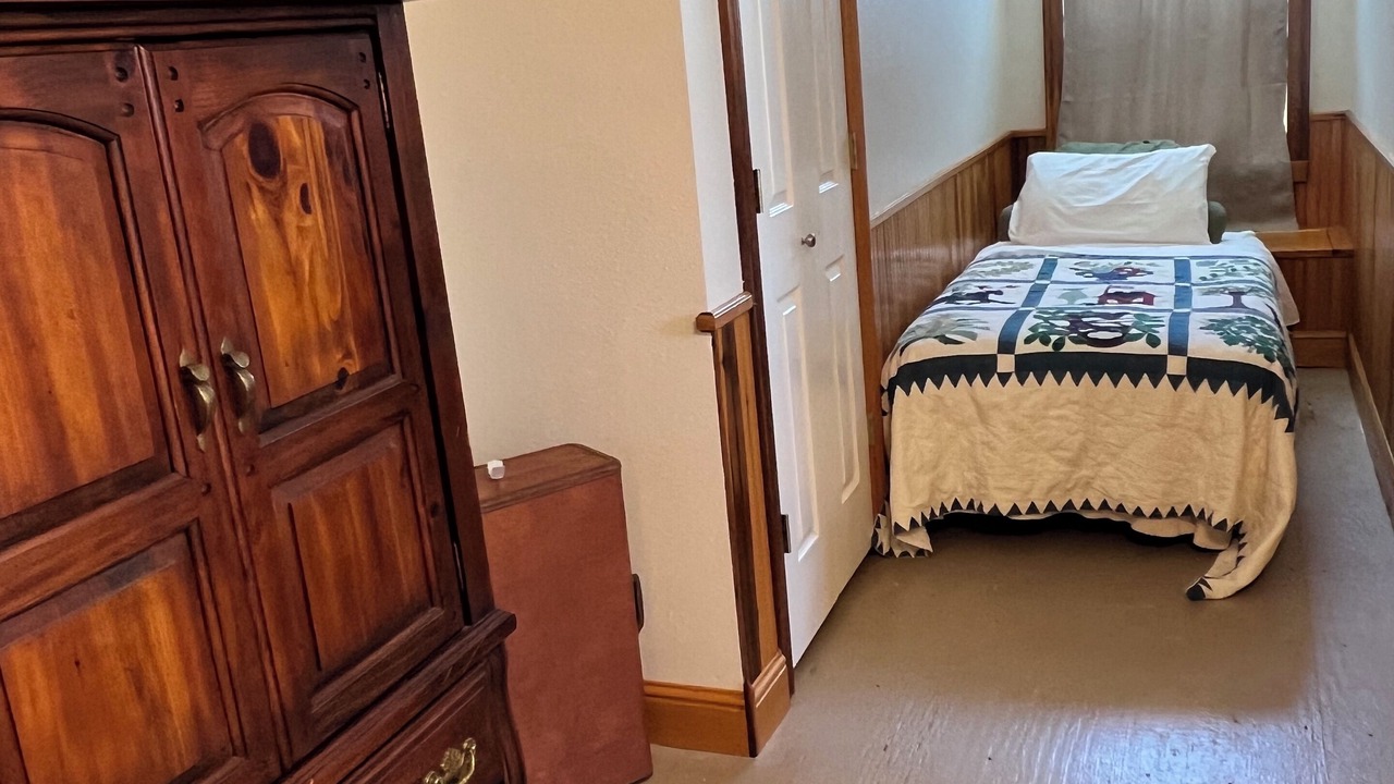 Photo of Bedroom in Navasota