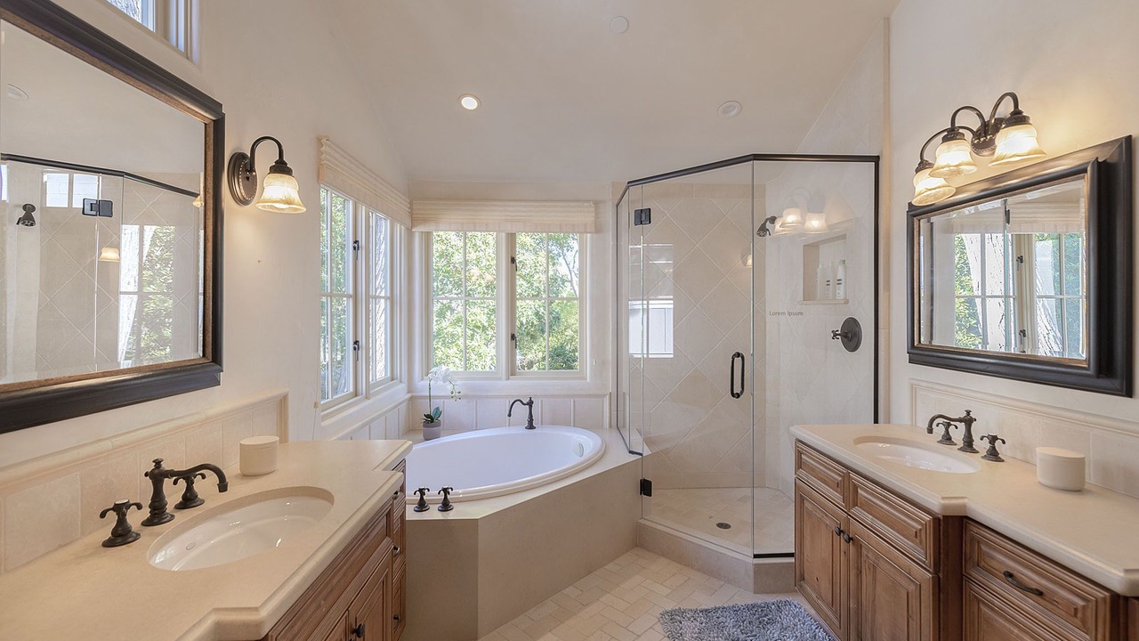Photo of Bathroom in Golden Rectangle
