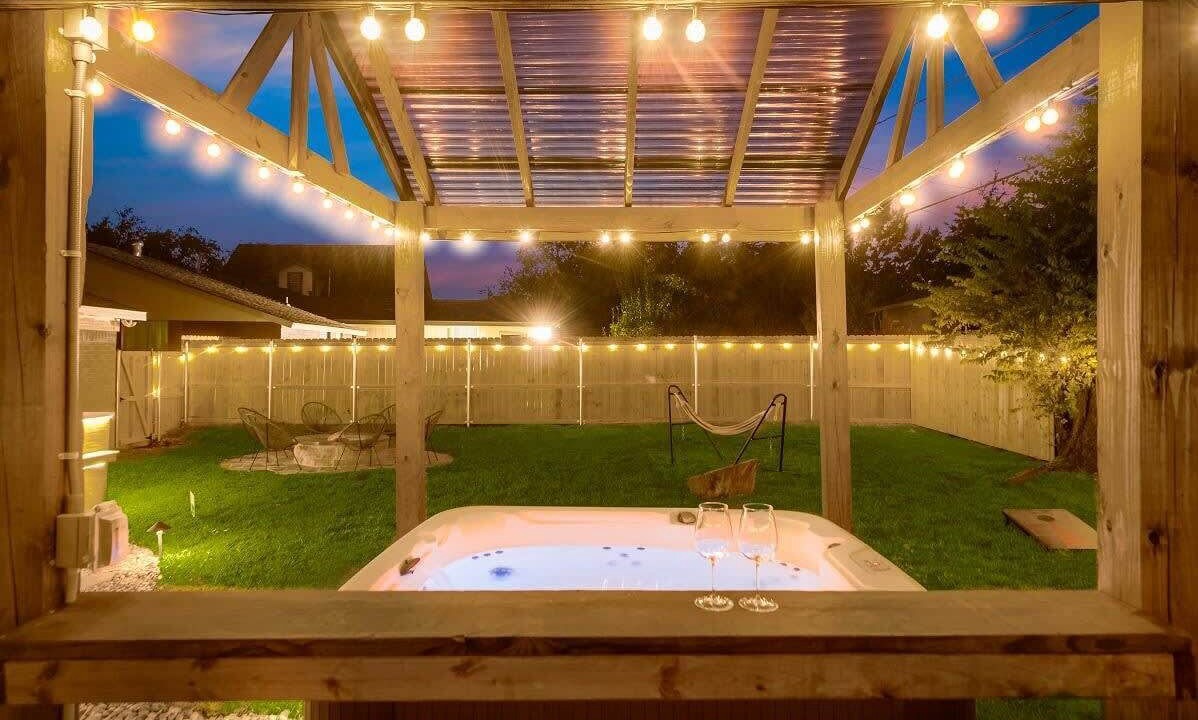 Photo of Outdoor in Arlington